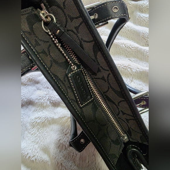 Coach Black and Gray Shoulder Bag - Picture 3 of 8